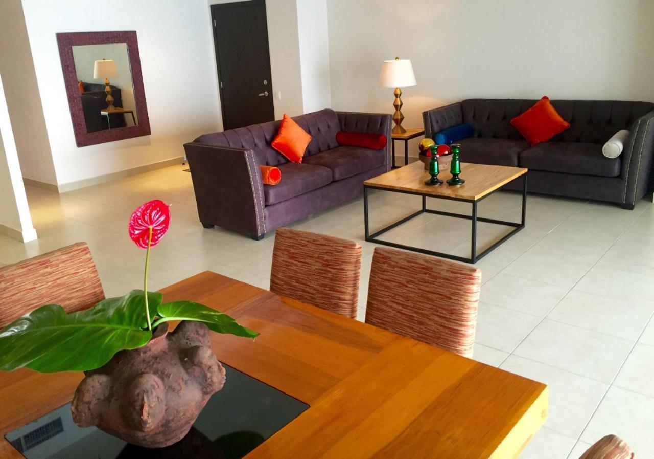 Apartamentos Grand Venetian Puerto Vallarta Ngoại thất bức ảnh