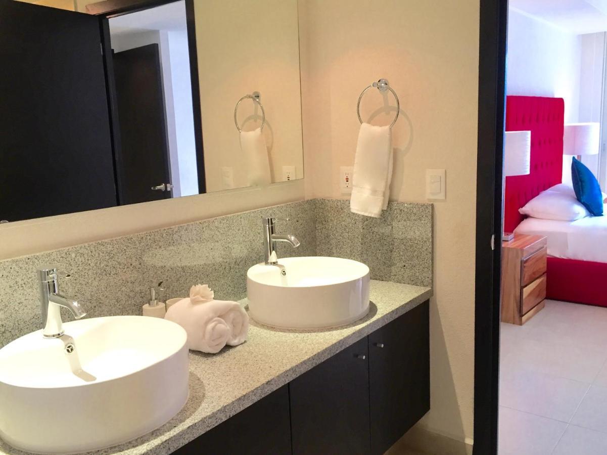 Apartamentos Grand Venetian Puerto Vallarta Ngoại thất bức ảnh