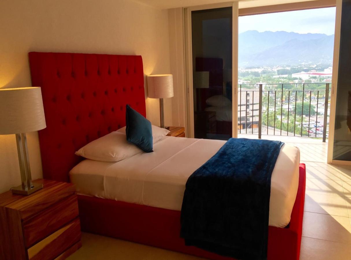 Apartamentos Grand Venetian Puerto Vallarta Ngoại thất bức ảnh