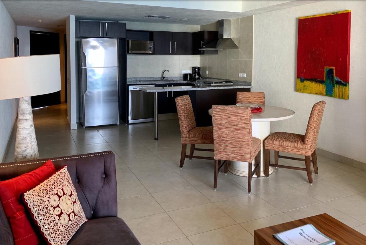 Apartamentos Grand Venetian Puerto Vallarta Ngoại thất bức ảnh